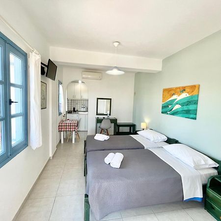 Asterias Mini Coastal Apartments Perivolos  Eksteriør bilde