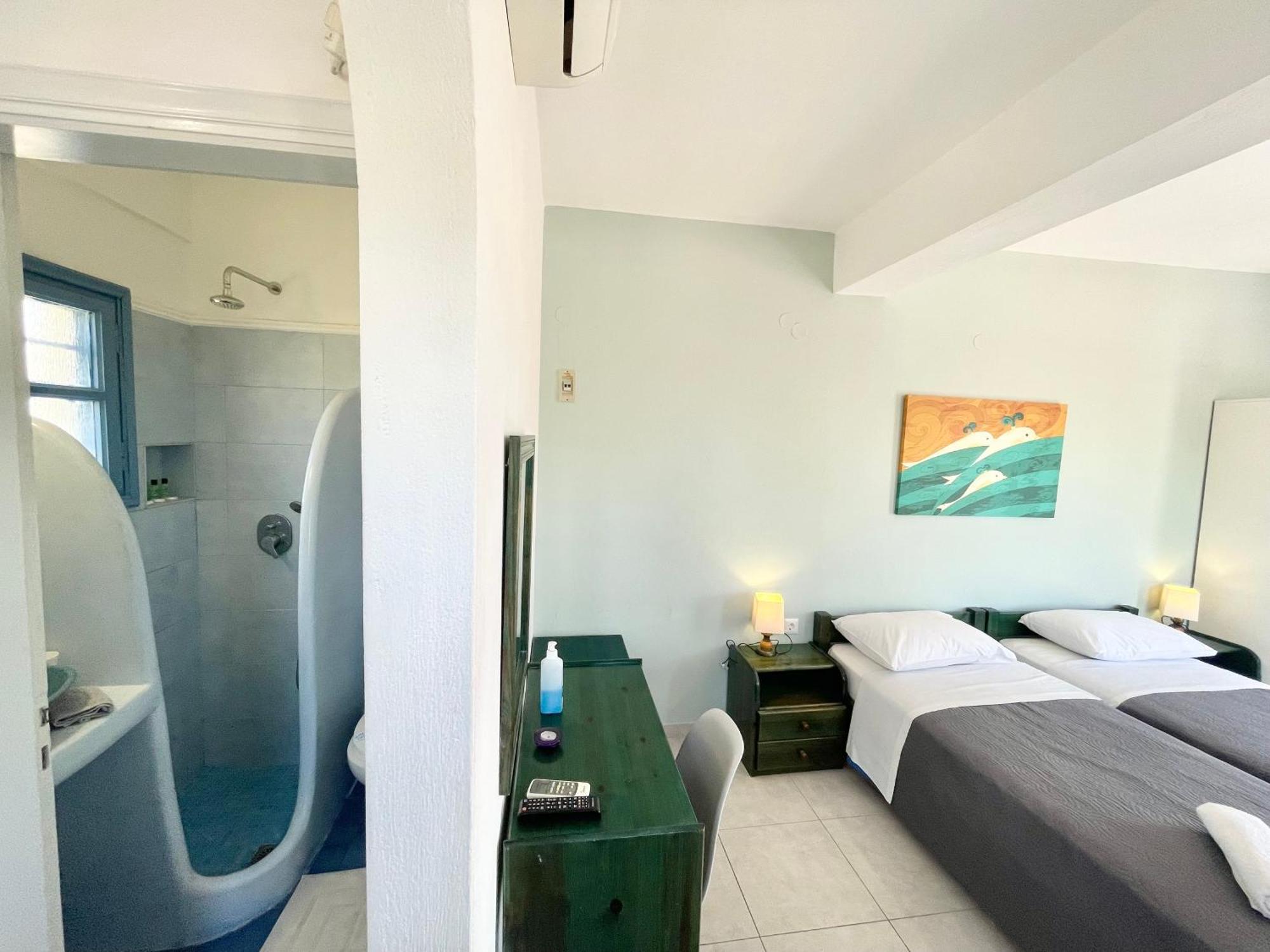 Asterias Mini Coastal Apartments Perivolos  Eksteriør bilde