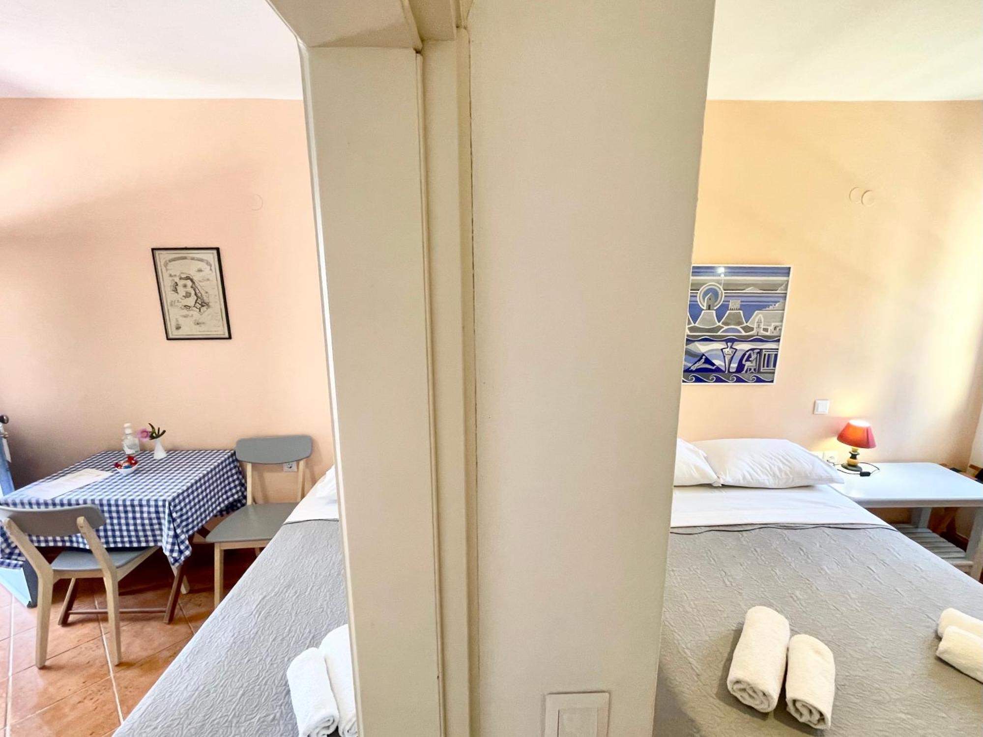 Asterias Mini Coastal Apartments Perivolos  Eksteriør bilde