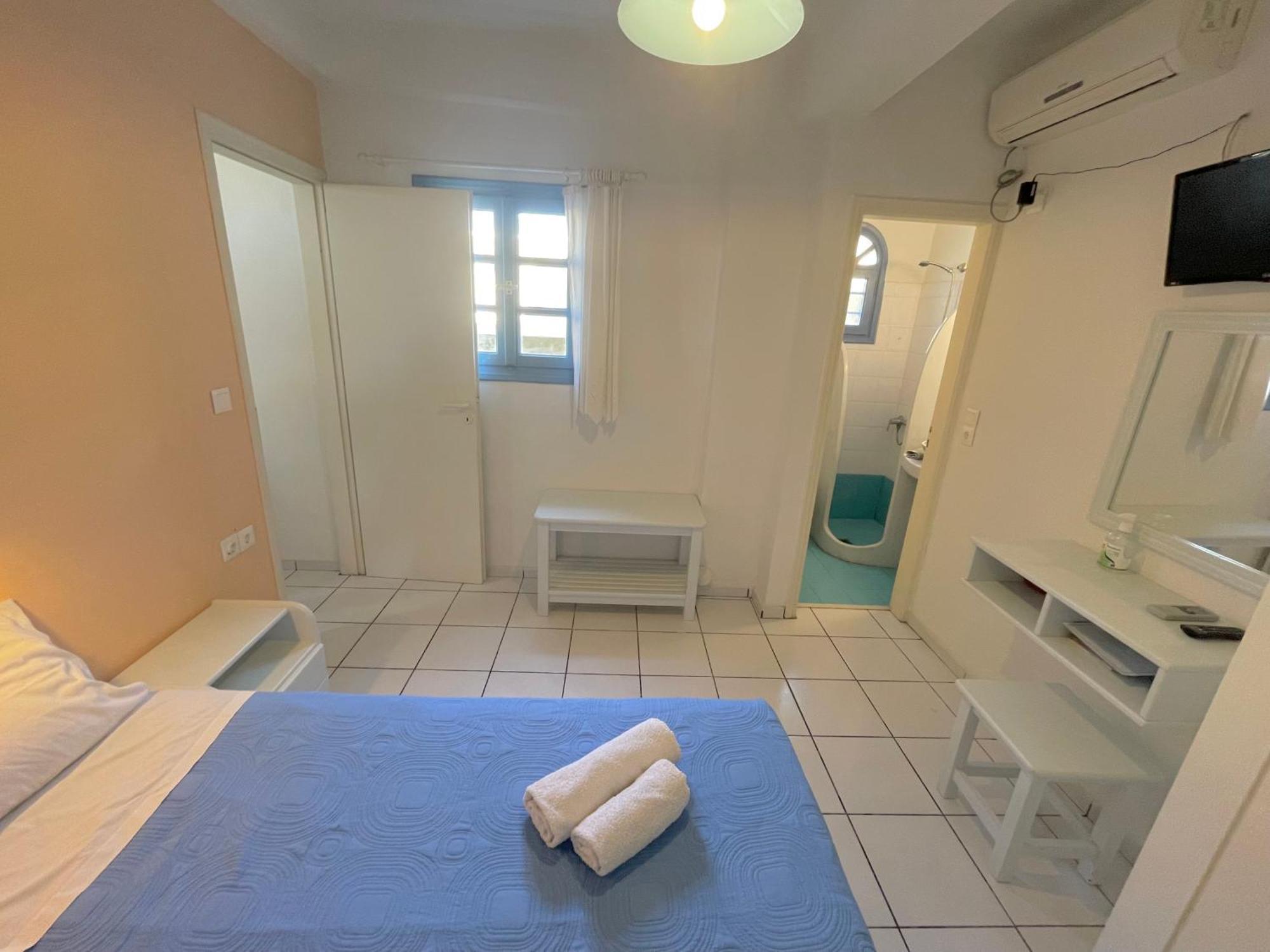Asterias Mini Coastal Apartments Perivolos  Eksteriør bilde